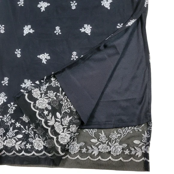 Forever 21 Mesh Maxi Skirt Womens M Black Embroidered Floral Whimsigoth Romantic - Picture 7 of 13